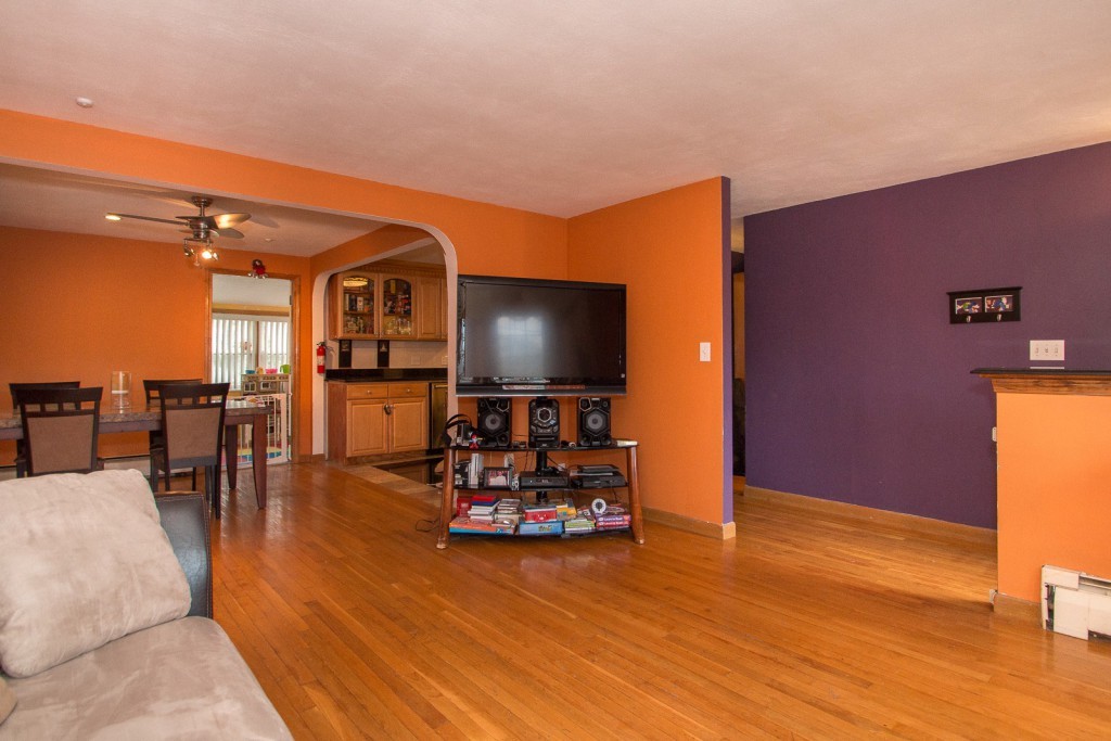 18 Michael Road Randolph, MA 02368 - Photo 4 of 30 Gallery Image 4