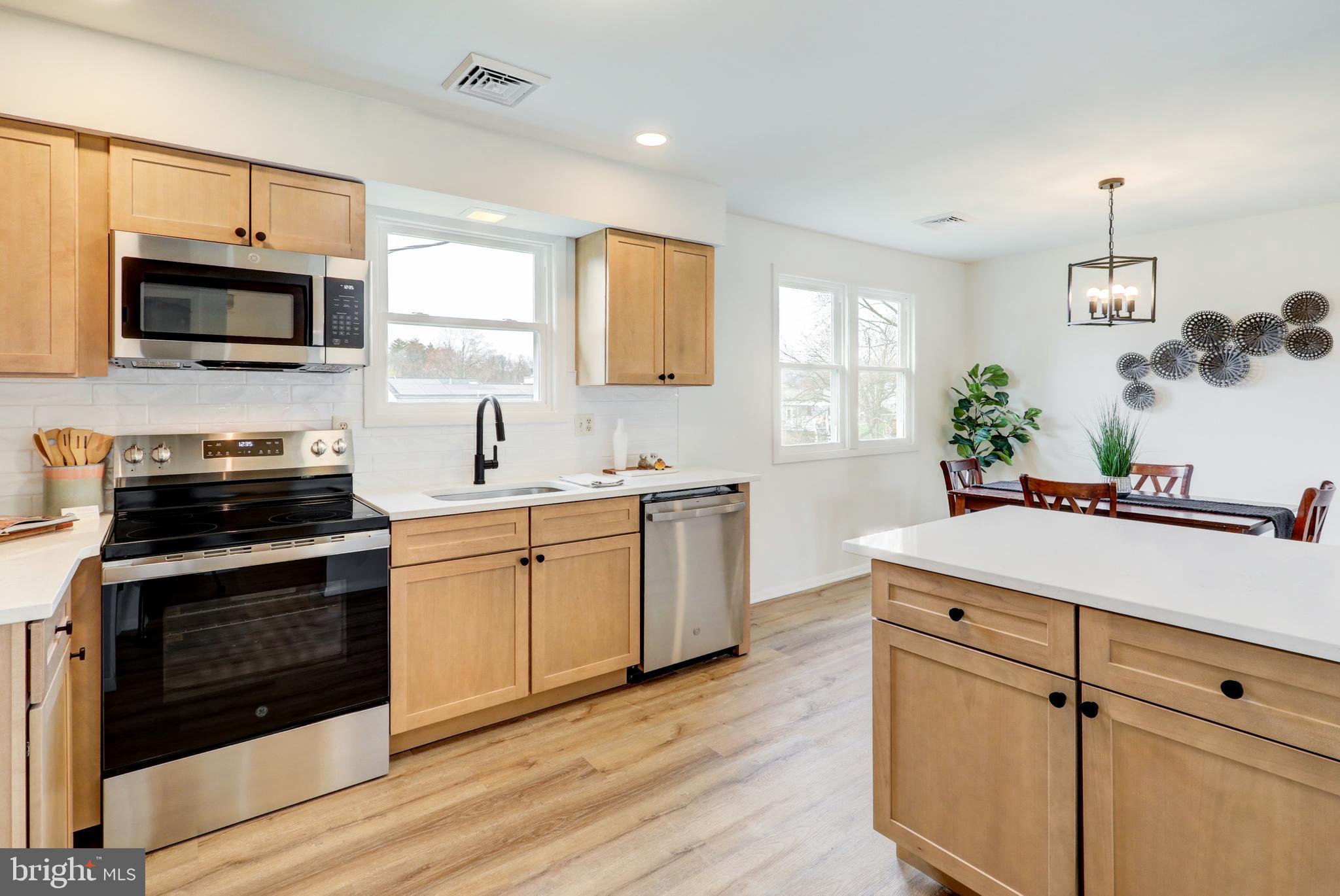 532 Kingston Road Harrisburg, PA 17112 - Photo 13 of 41