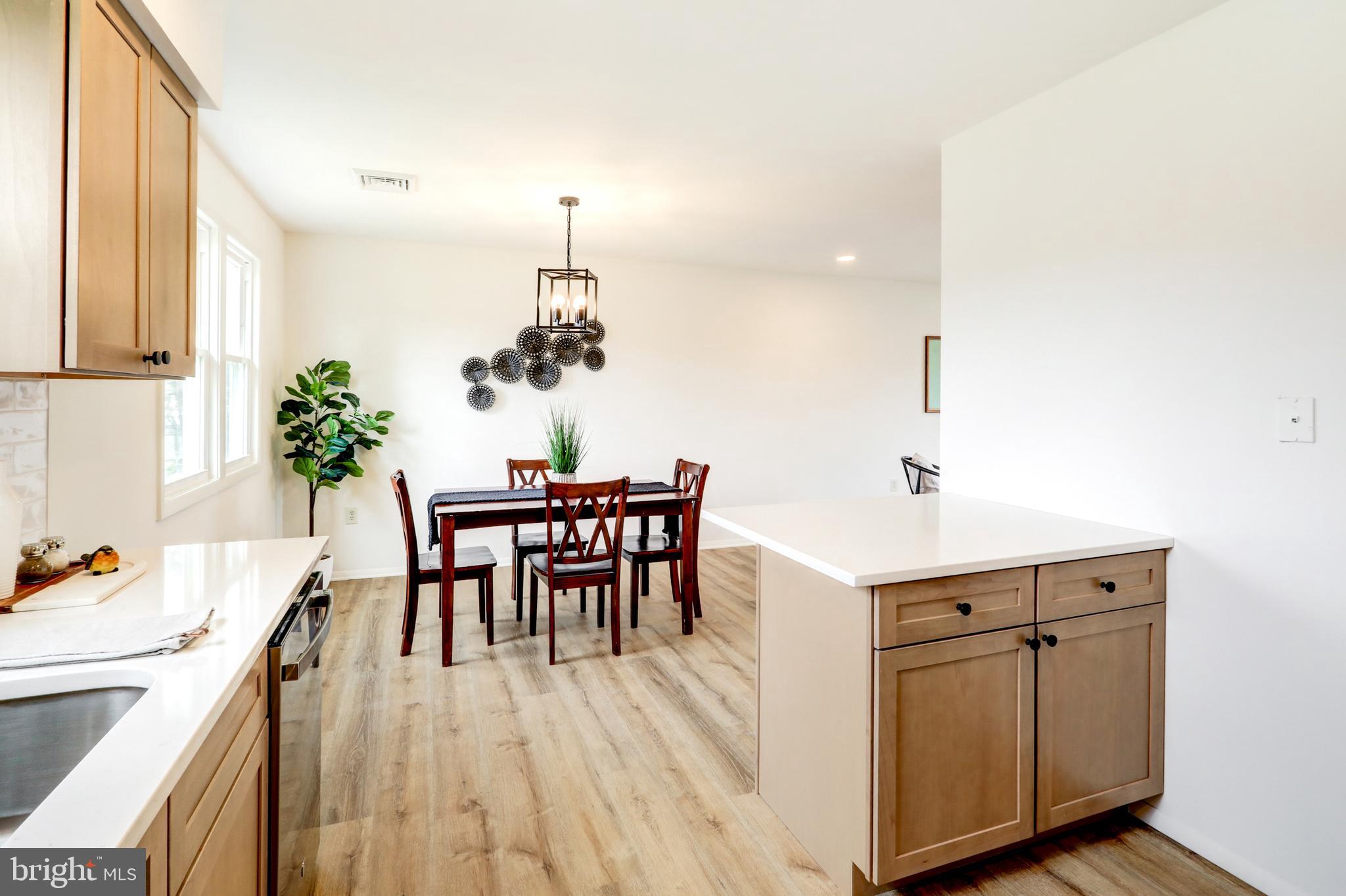 532 Kingston Road Harrisburg, PA 17112 - Photo 15 of 41