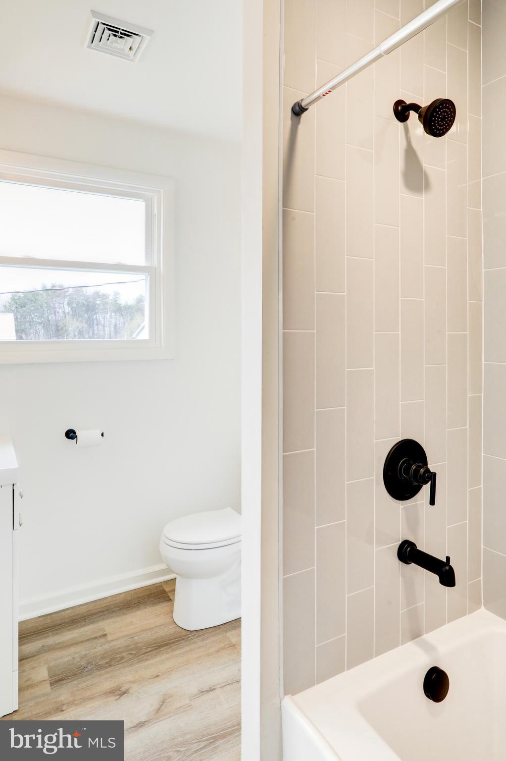 532 Kingston Road Harrisburg, PA 17112 - Photo 25 of 41