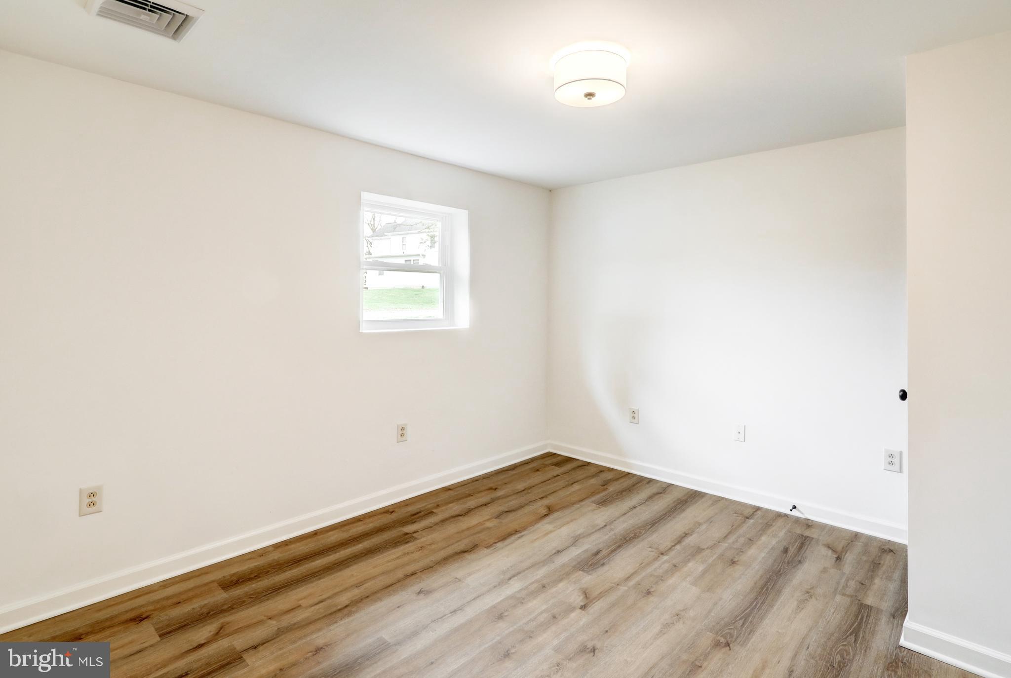 532 Kingston Road Harrisburg, PA 17112 - Photo 29 of 41