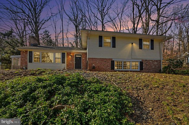 $630,000 | 542 Upper Weadley Road, Wayne, PA 19087