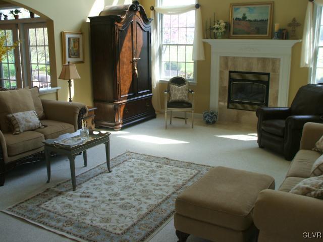 1432 Stark Road Bethlehem, PA 18017 - Photo 10 of 32 Gallery Image 10