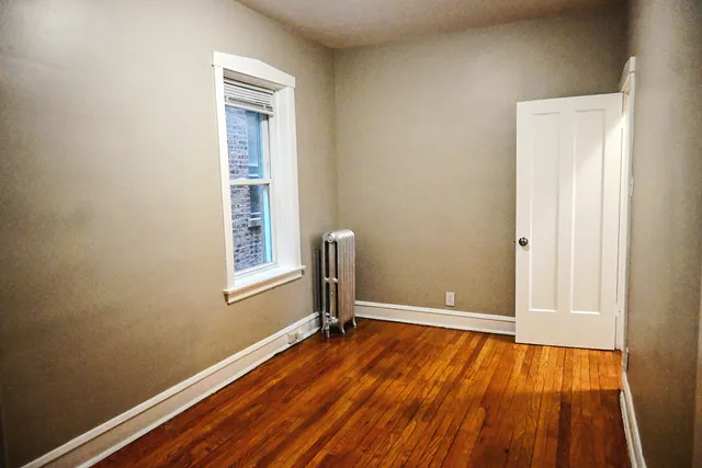 $1,900 | 5527 West Potomac Avenue, Unit 1, Chicago, IL 60651