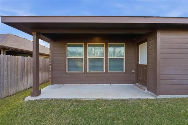 $2,475 | 9308 Desertrock Road, Fort Worth, TX 76131