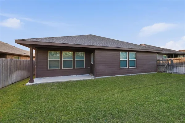 $2,475 | 9308 Desertrock Road, Fort Worth, TX 76131