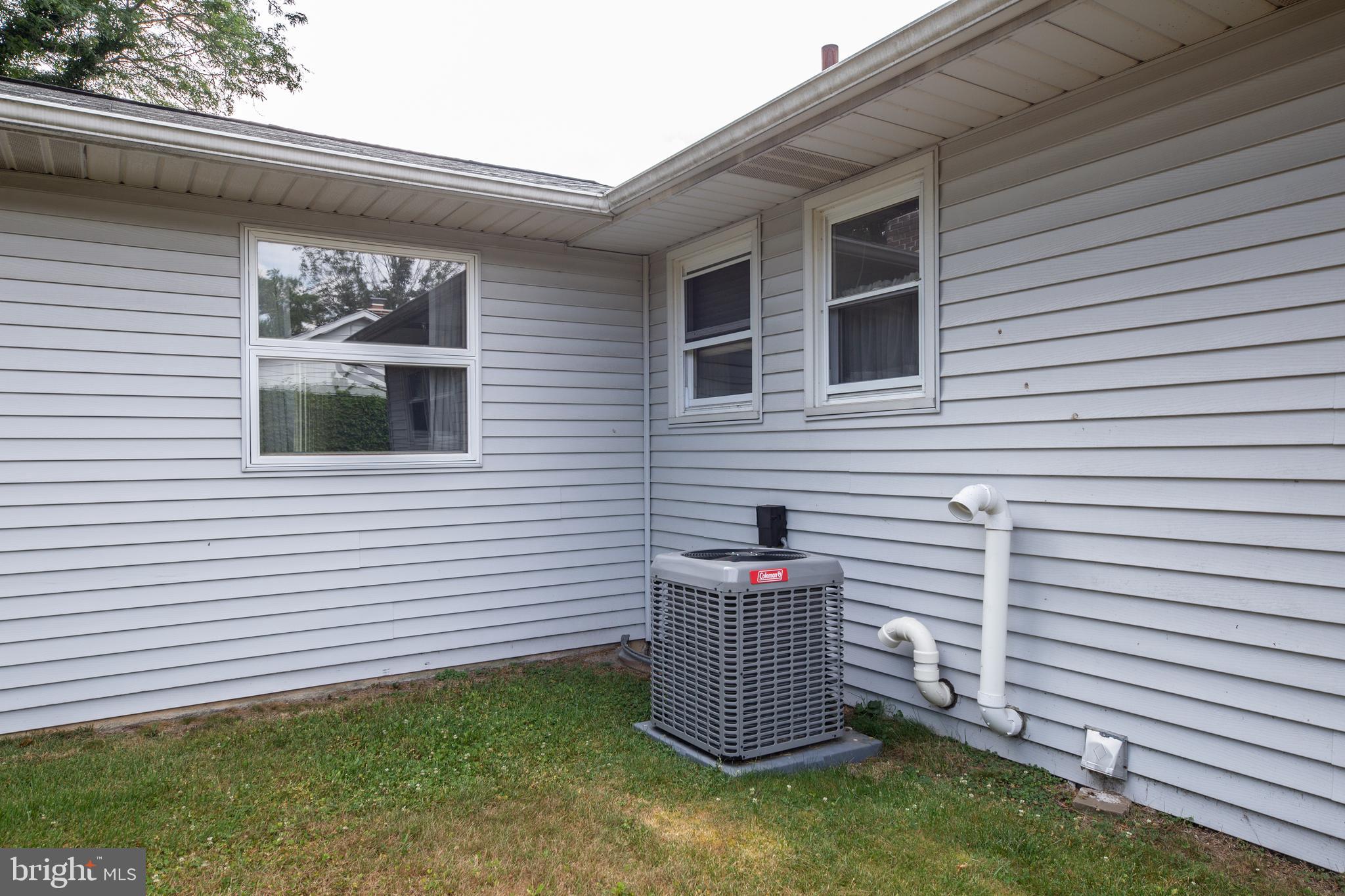 1830 Kings Road Vineland, NJ 08361 - Photo 6 of 21