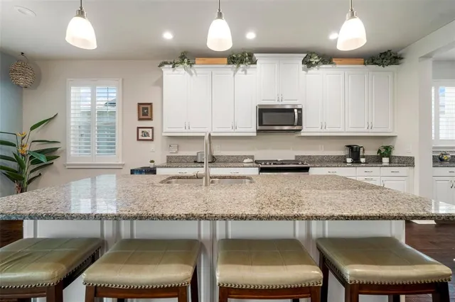 $490,000 | 5102 Coastal Scene Drive, Apollo Beach, FL 33572