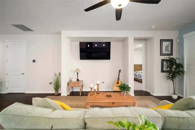 $490,000 | 5102 Coastal Scene Drive, Apollo Beach, FL 33572