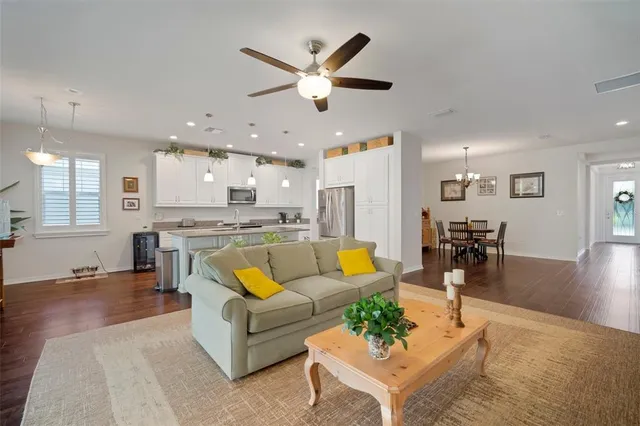 $490,000 | 5102 Coastal Scene Drive, Apollo Beach, FL 33572