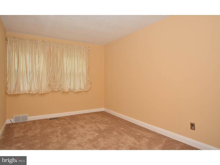 66 Walker Road Wayne, PA 19087 - Photo 18 of 25