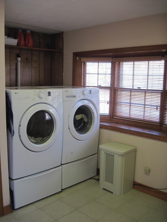 16 Baincroft Road Malden, MA 02148 - Photo 14 of 30 Gallery Image 14