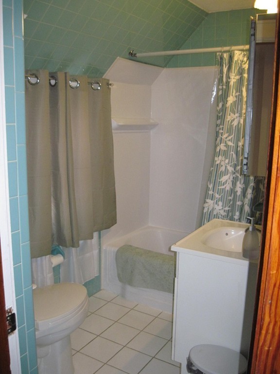 16 Baincroft Road Malden, MA 02148 - Photo 18 of 30 Gallery Image 18