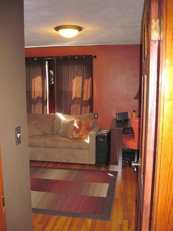 16 Baincroft Road Malden, MA 02148 - Photo 20 of 30 Gallery Image 20