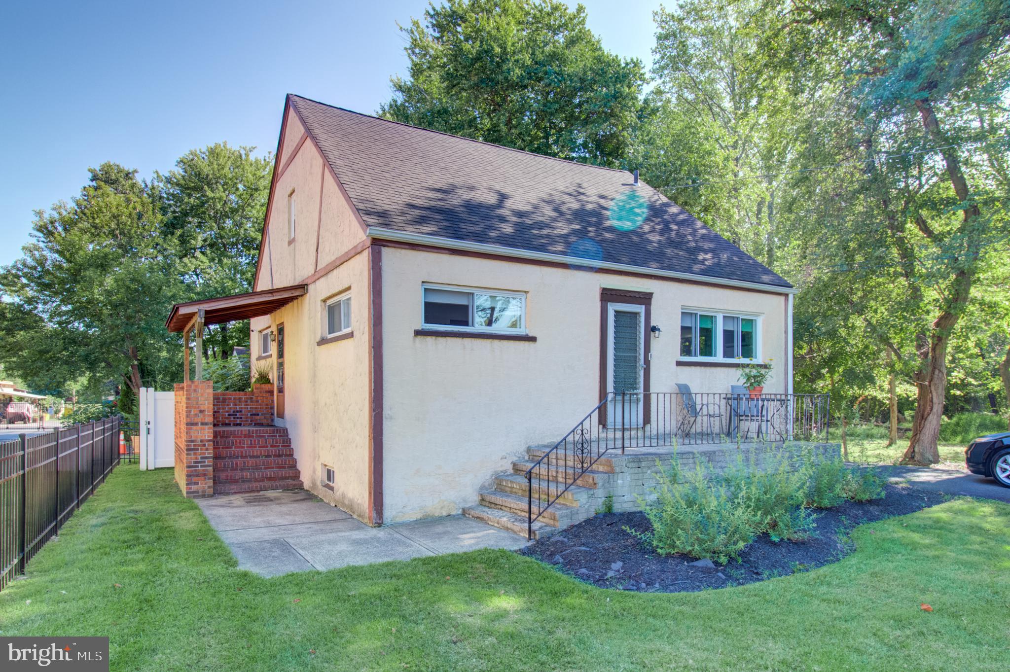 869 Edinburg Road Hamilton, NJ 08690 - Photo 1 of 25