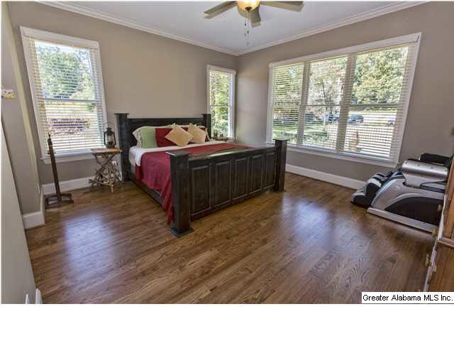 815 Byron Way Hoover, AL 35226 - Photo 14 of 32