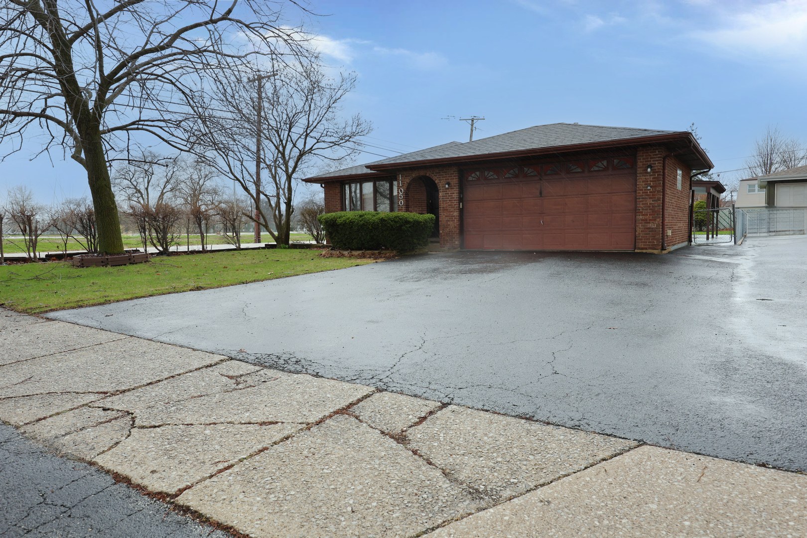 11050 Parkside Avenue Chicago Ridge, IL 60415 - Photo 2 of 26 Gallery Image 2