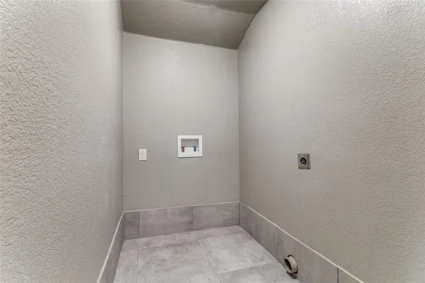 $2,150 | 3112 Olive Place, Fort Worth, TX 76116