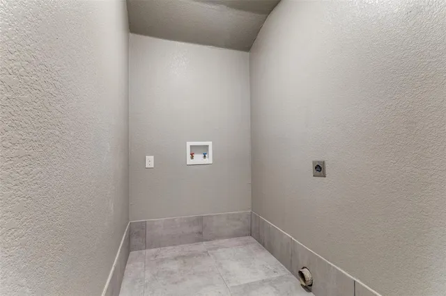 $2,220 | 3112 Olive Place, Fort Worth, TX 76116