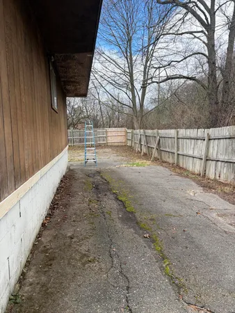 $1,500 | 2866 Golfside Road, Ann Arbor, MI 48108