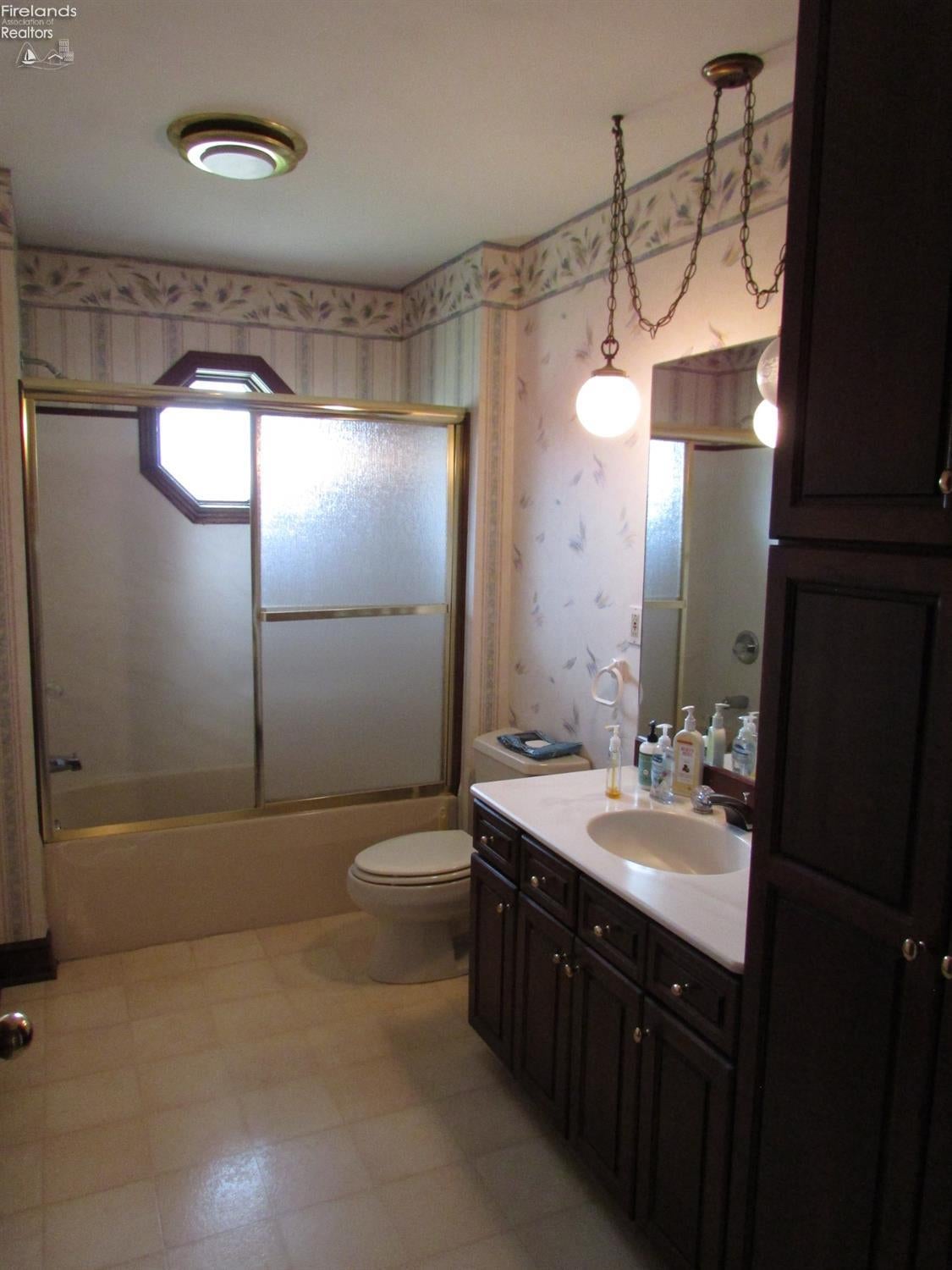 6618 Portland Road Sandusky, OH 44870 - Photo 23 of 24 Gallery Image 23
