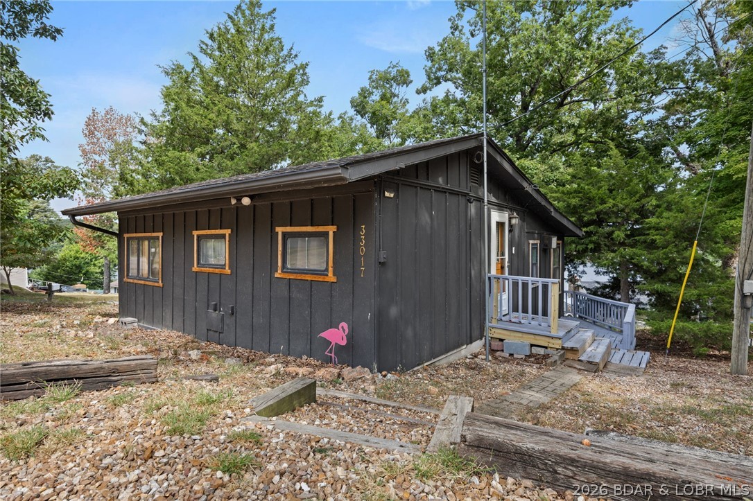 33017 Fairglen Road Sunrise Beach, MO 65079 - Photo 2 of 37