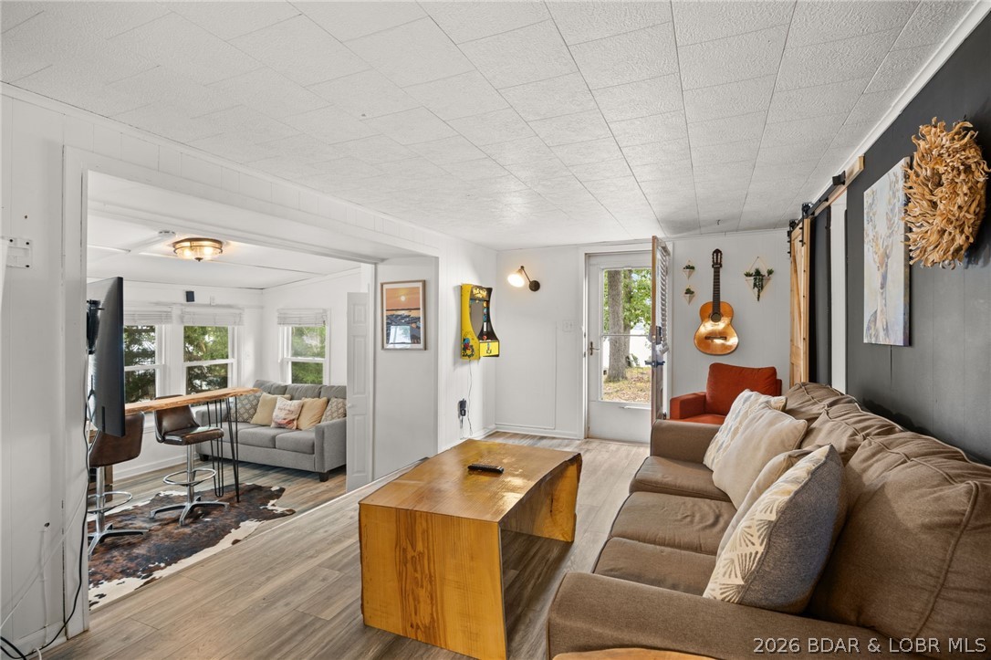 33017 Fairglen Road Sunrise Beach, MO 65079 - Photo 7 of 37