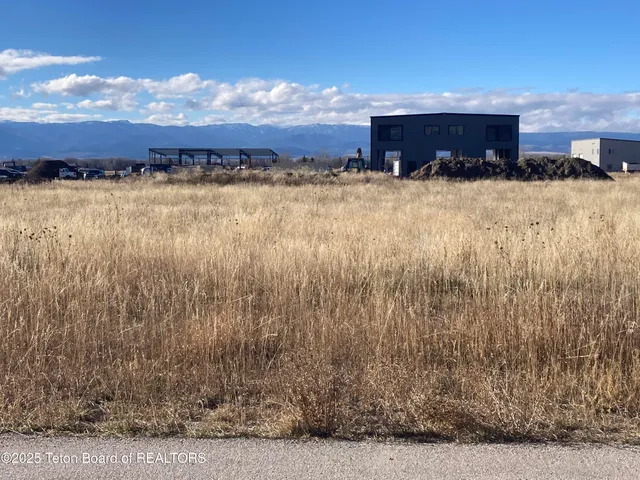 $495,000 | 62 Business Centre Circle, Driggs, ID 83422