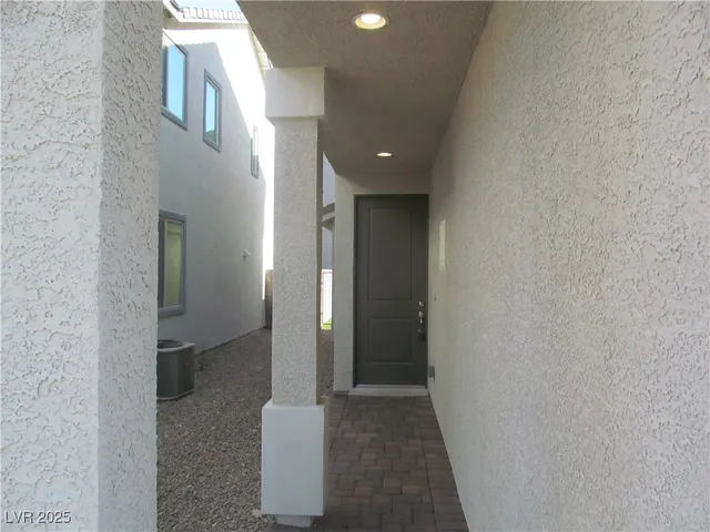 $2,250 | 9159 Oxford Blue Avenue, Las Vegas, NV 89148