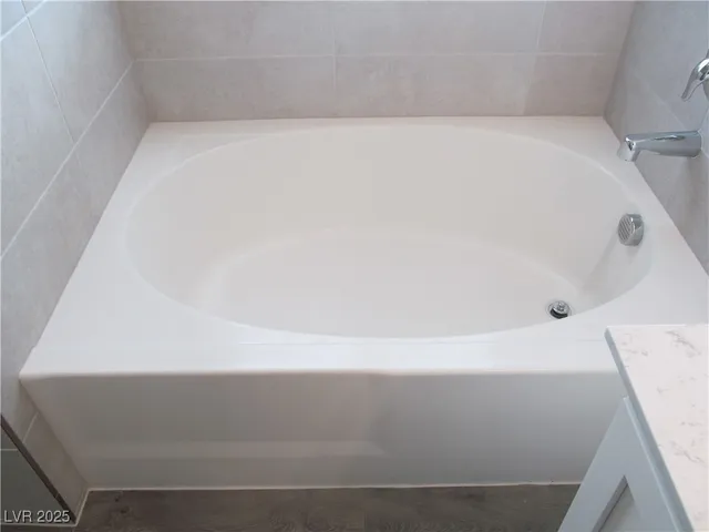 $2,250 | 9159 Oxford Blue Avenue, Las Vegas, NV 89148