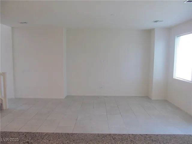 $2,250 | 9159 Oxford Blue Avenue, Las Vegas, NV 89148