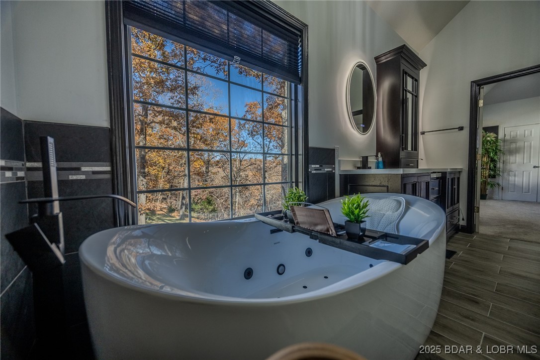 1102 Bear Paw Road Camdenton, MO 65020 - Photo 23 of 67 Master Bath