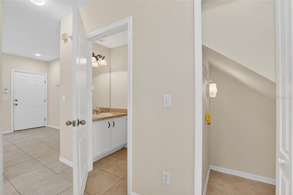 15843 Fishhawk View Drive Lithia, FL 33547 - Photo 20 of 69