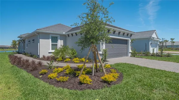 $4,000 | 16139 Isola Place, Bradenton, FL 34211