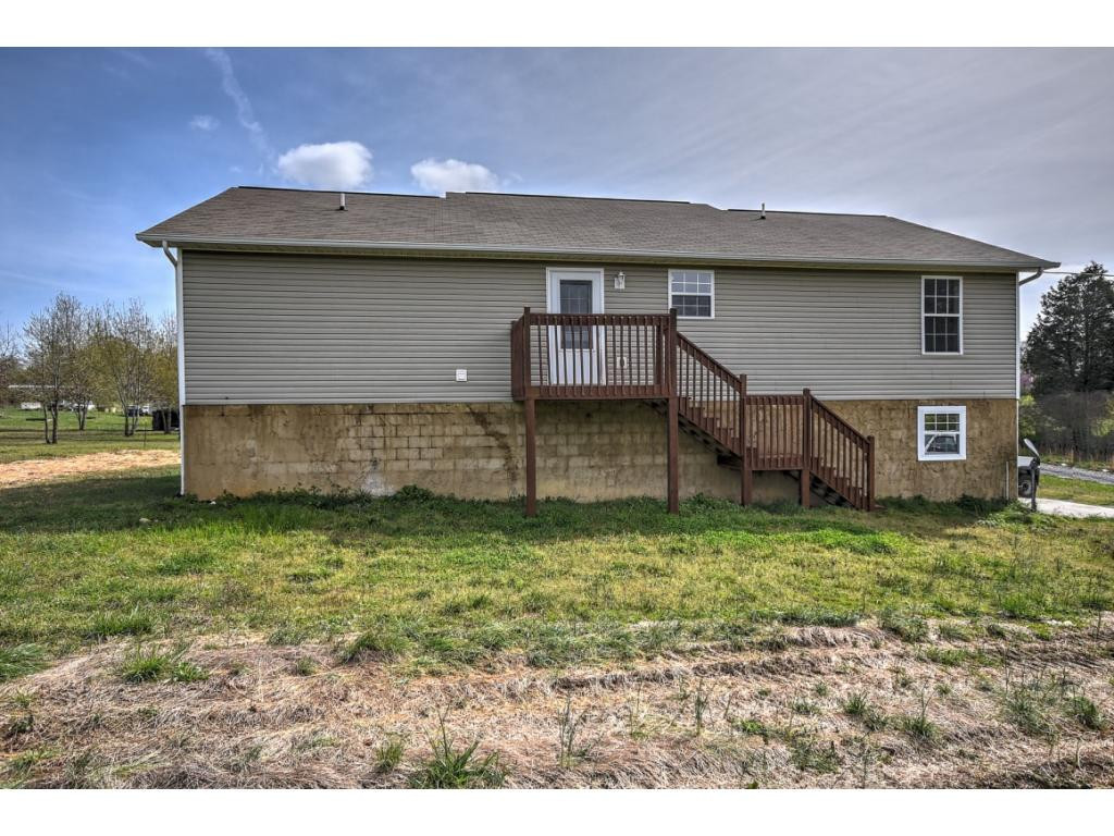 1469 Woods Ridge Road Dandridge, TN 37725 - Photo 23 of 24 Photo 23