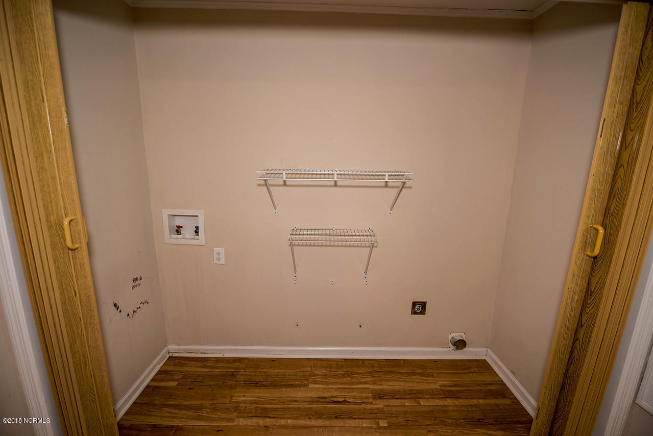5721 County Line Road New Bern, NC 28562 - Photo 24 of 32 CLR Laundry BD