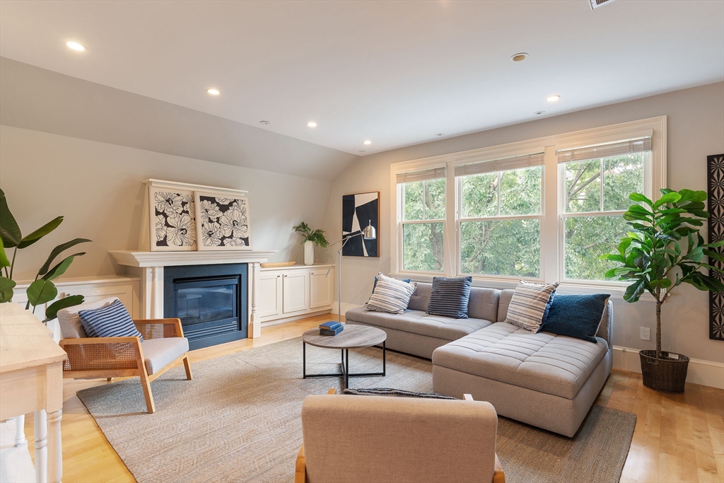 85 Upland Road Cambridge, MA 02140 - Photo 24 of 42