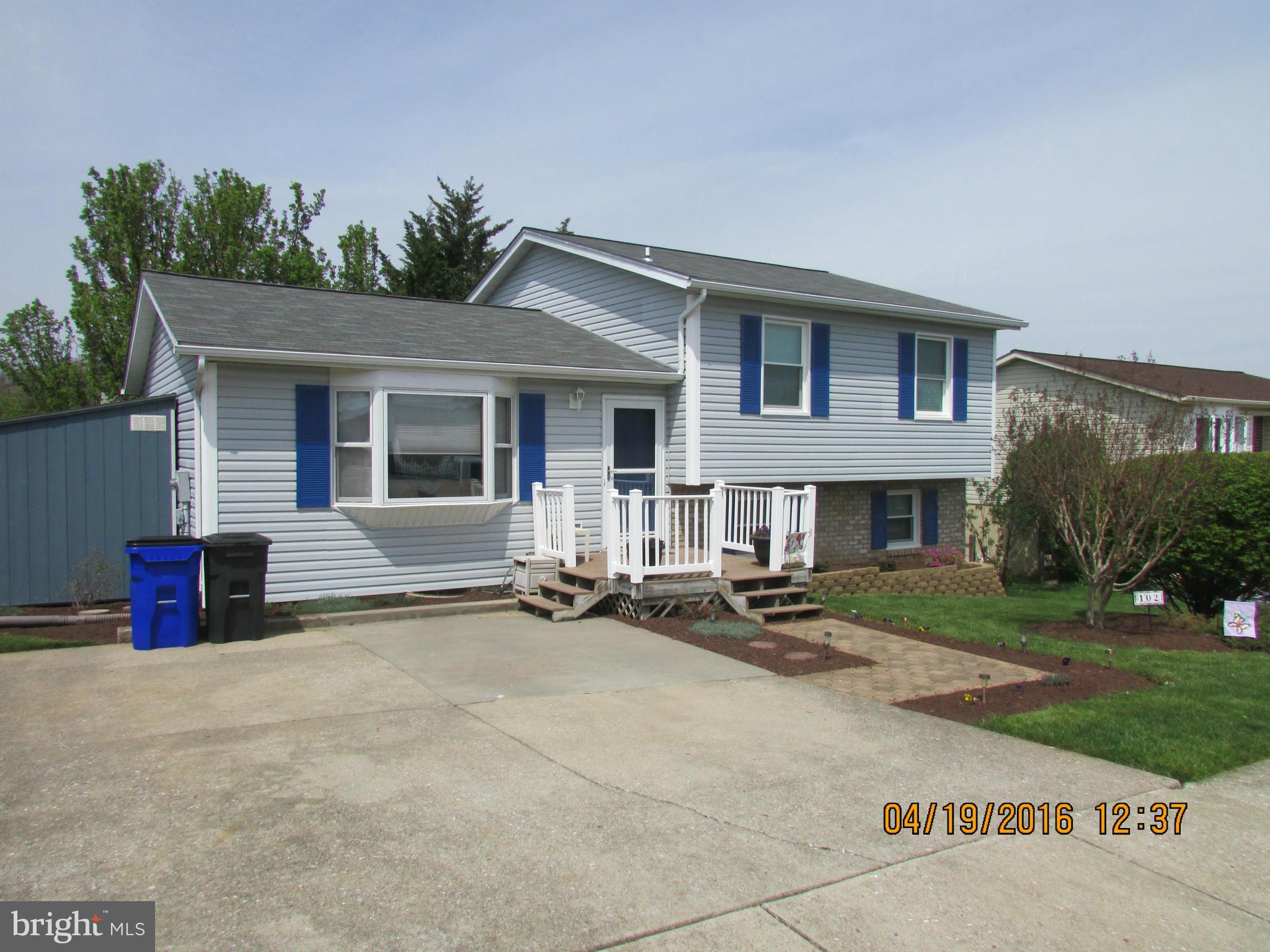 102 Centerside Road Mount Airy, MD 21771 - Photo 1 of 30 Exterior (Front)