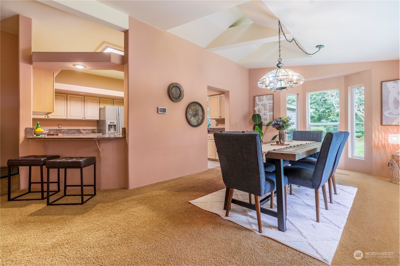 12115 Cunliffe Road Southwest Vashon, WA 98070 - Photo 6 of 23 Gallery Image 6
