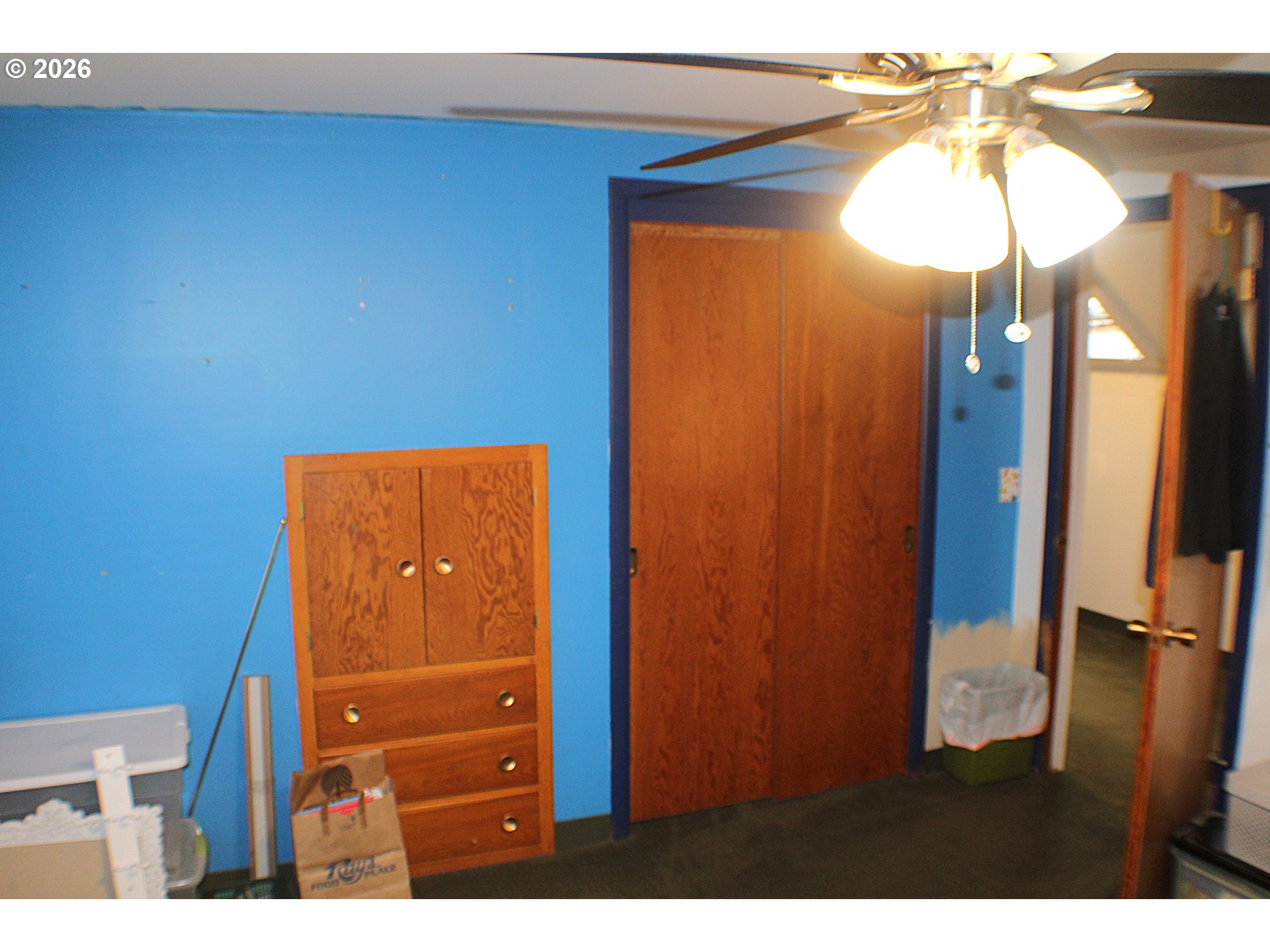 212 Park Street Riddle, OR 97469 - Photo 22 of 34 a view of a bathroom with a mirror and a shower