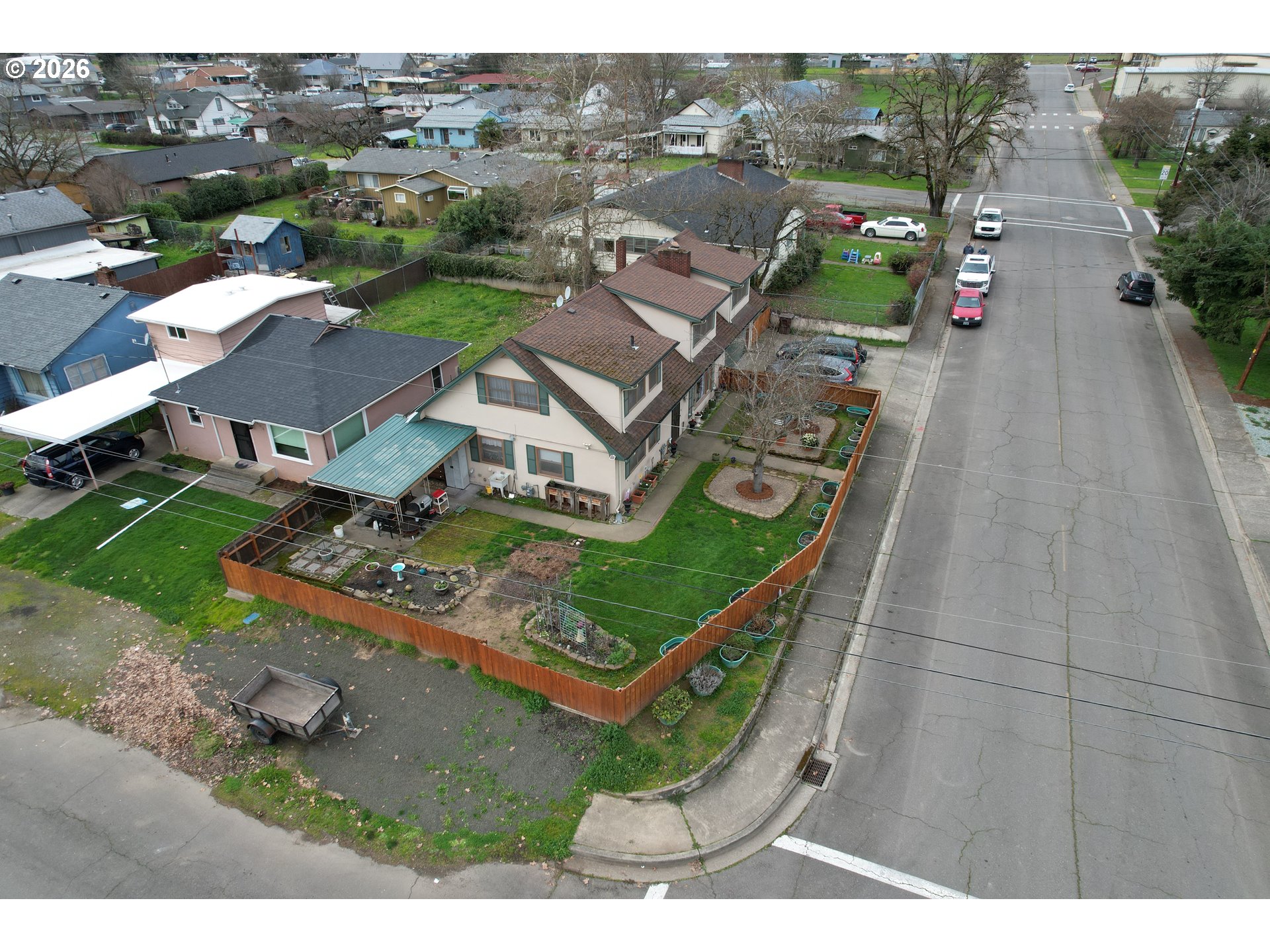 212 Park Street Riddle, OR 97469 - Photo 30 of 34 an aerial view of a garden with houses
