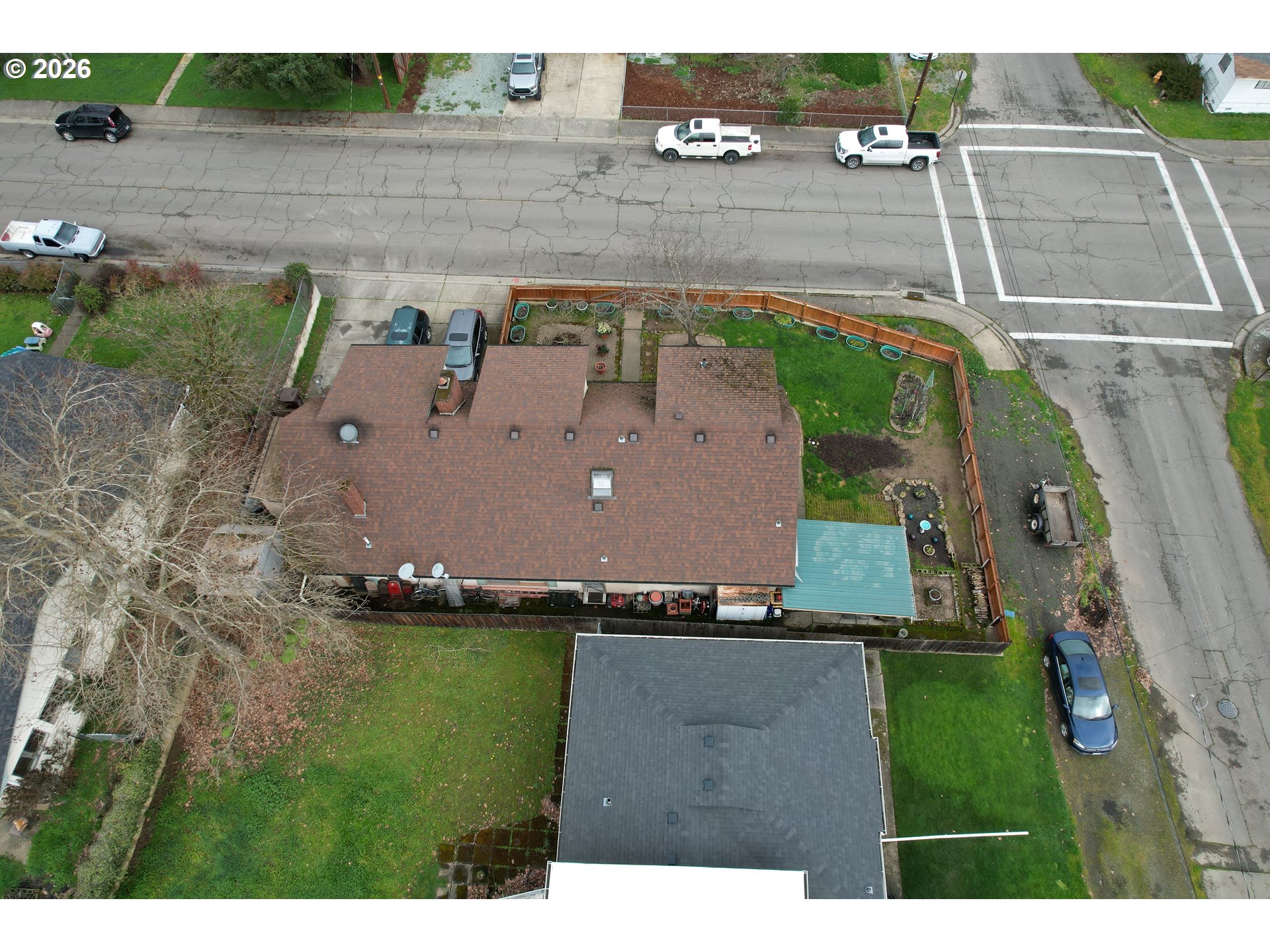 212 Park Street Riddle, OR 97469 - Photo 34 of 34 an aerial view of a house with a yard