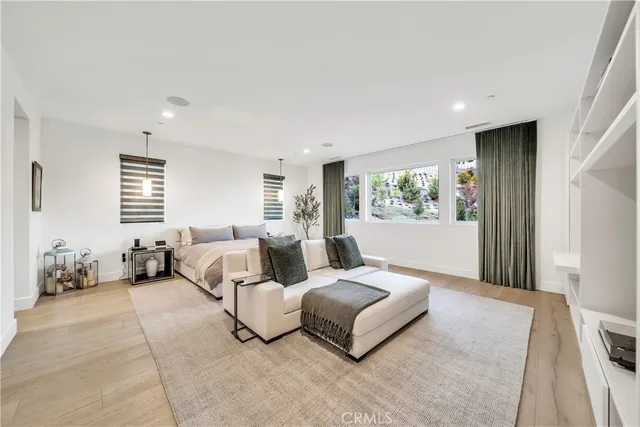 a bathroom with a double vanity sink and mirror