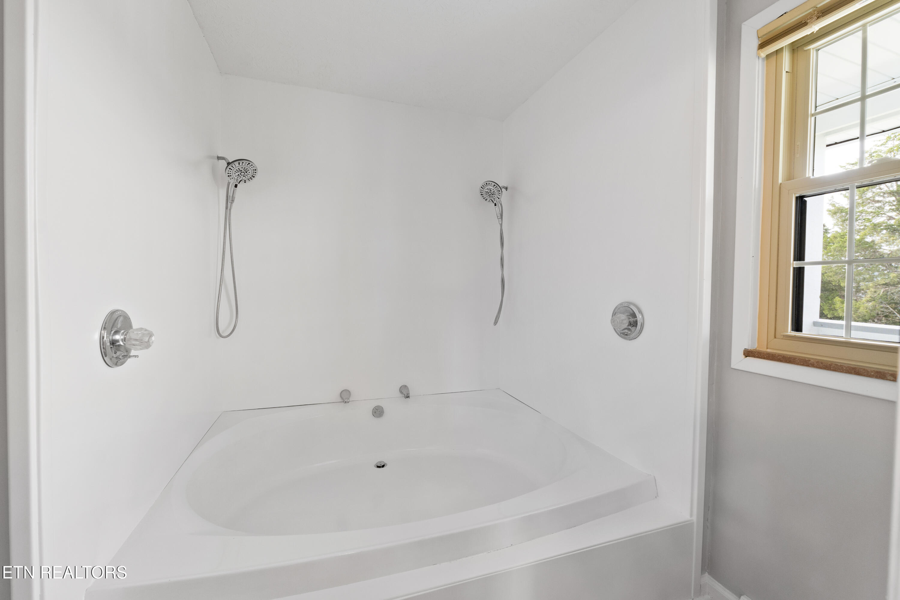 615 River Road Kingston, TN 37763 - Photo 40 of 43 DSC00370