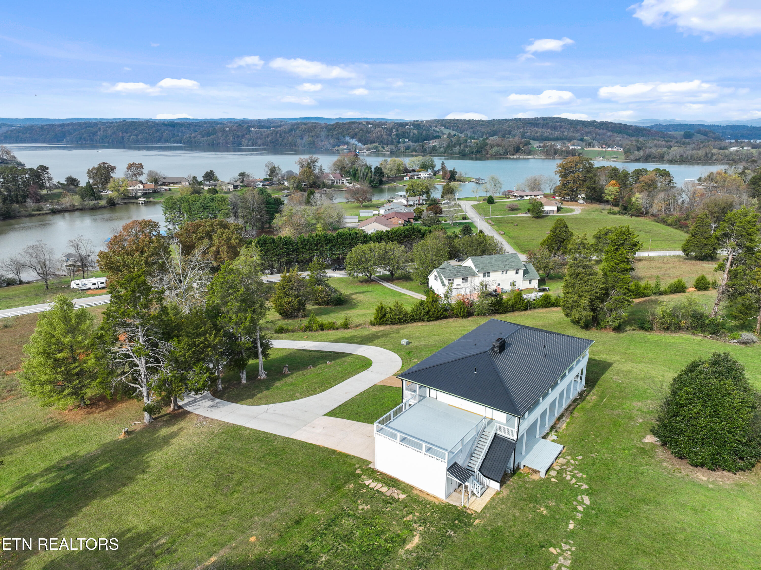 615 River Road Kingston, TN 37763 - Photo 10 of 43 DJI_0390