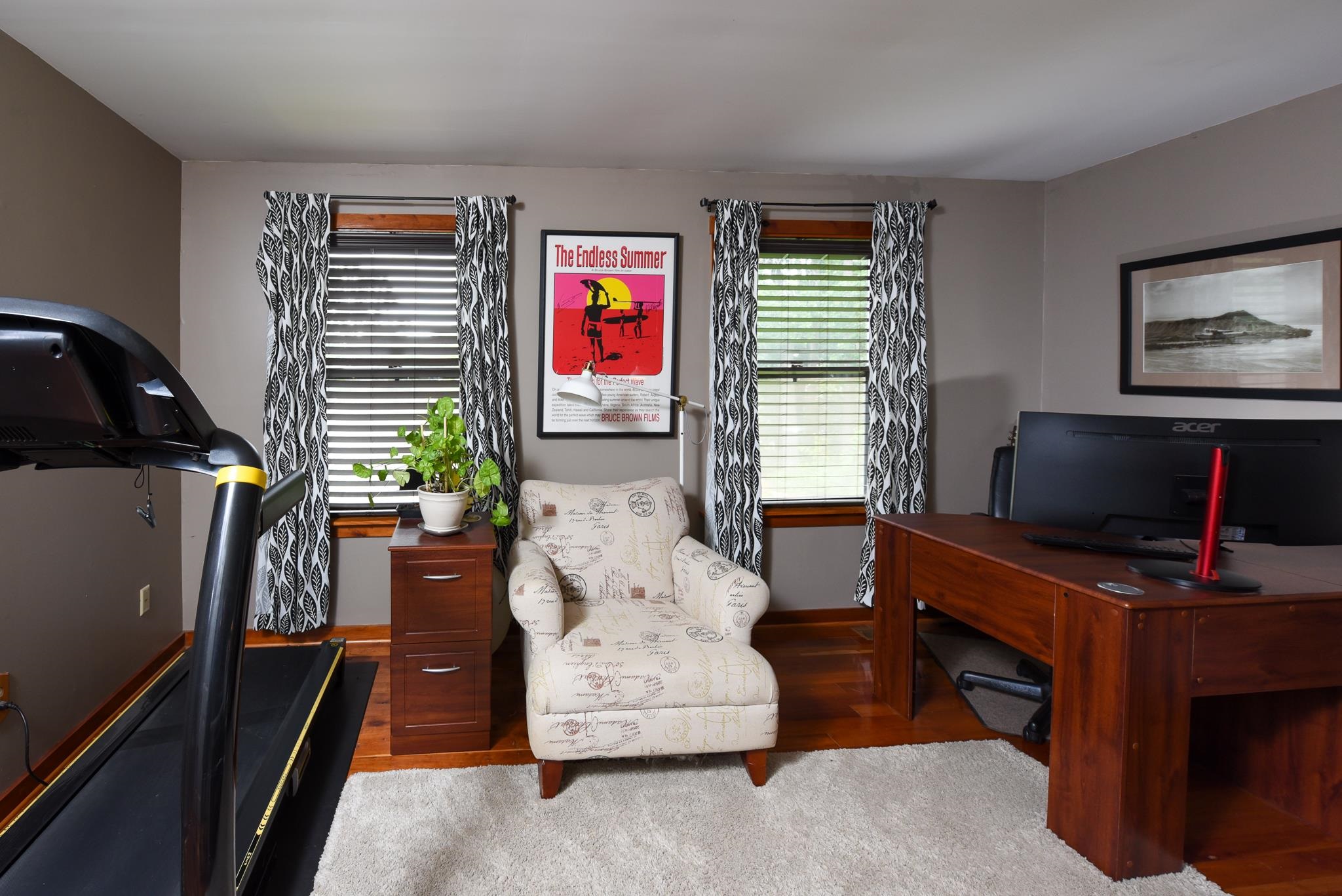 5 Inlet Ocean View, NJ 08230 - Photo 21 of 34 a living room with furniture and a flat screen tv