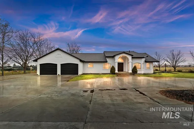 $1,799,900 | 2800 West Idaho Boulevard, Emmett, ID 83617
