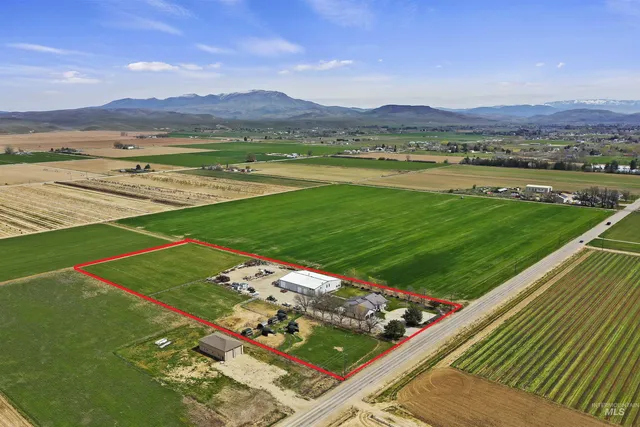 $1,799,900 | 2800 West Idaho Boulevard, Emmett, ID 83617