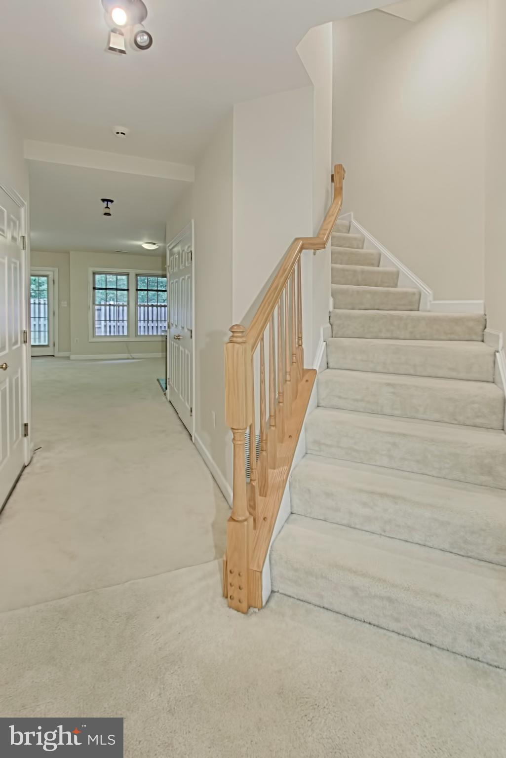 6343 Simmer Circle Springfield, VA 22150 - Photo 21 of 30 Interior (General)