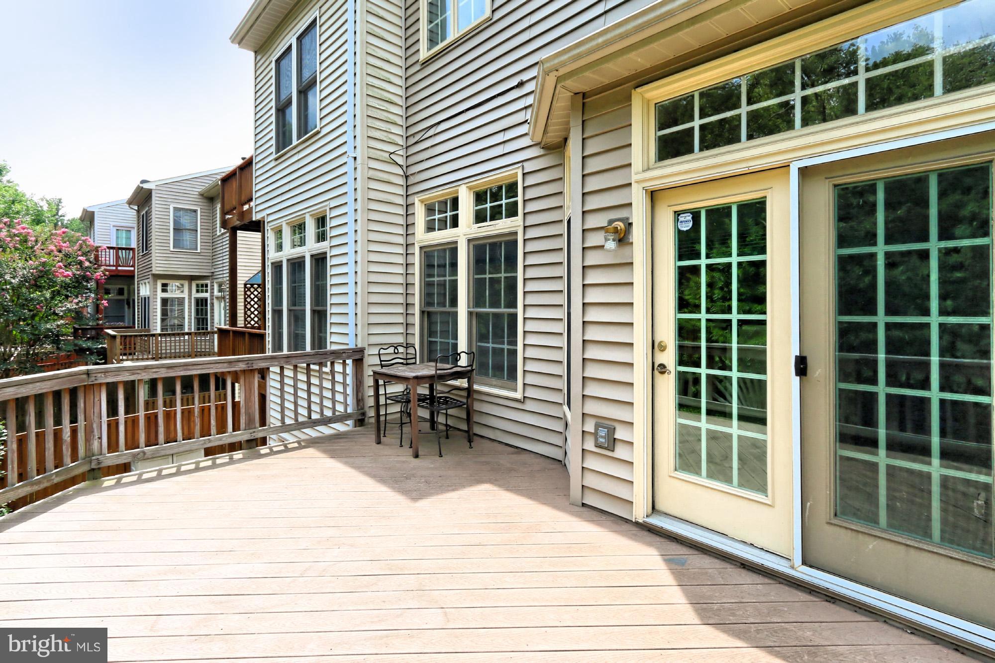 6343 Simmer Circle Springfield, VA 22150 - Photo 26 of 30 Exterior (Rear)